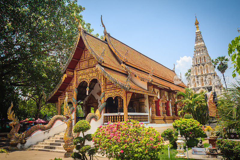 美丽的切地利亚姆寺(方塔寺)，在泰国的Wiang Kum Kam考古地区唯一的古老寺庙仍然是一个工作寺庙，居住在清迈的僧侣。